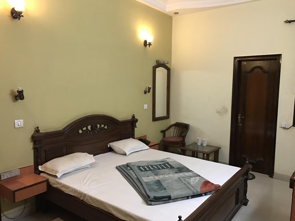 Hotel D R International Ambāla Dış mekan fotoğraf