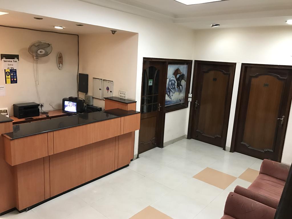 Hotel D R International Ambāla Dış mekan fotoğraf